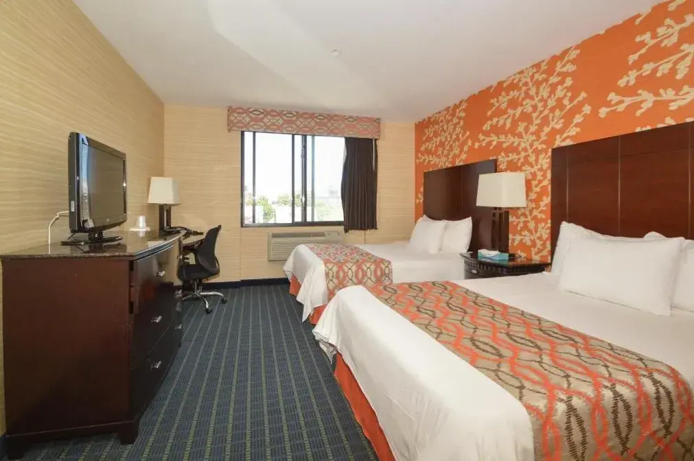 Business center at Corona Hotel Queens